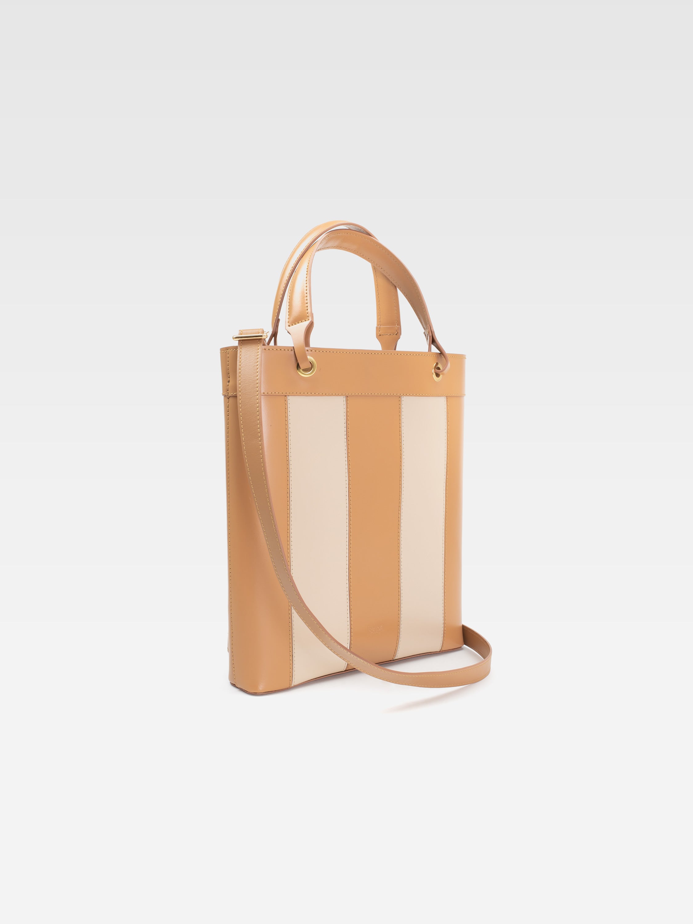 GISELLA BLACK HANDBAG