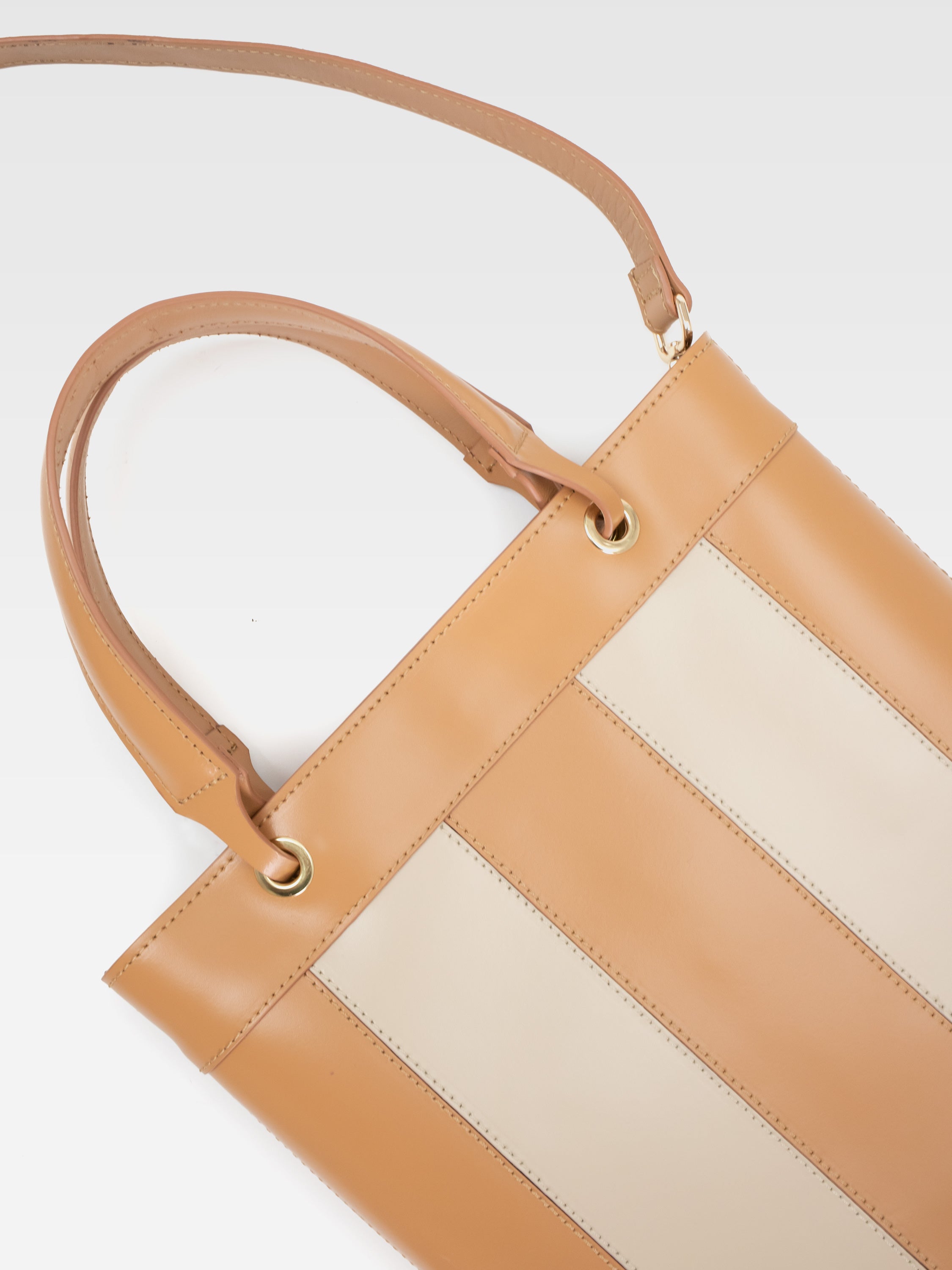 GISELLA BLACK HANDBAG