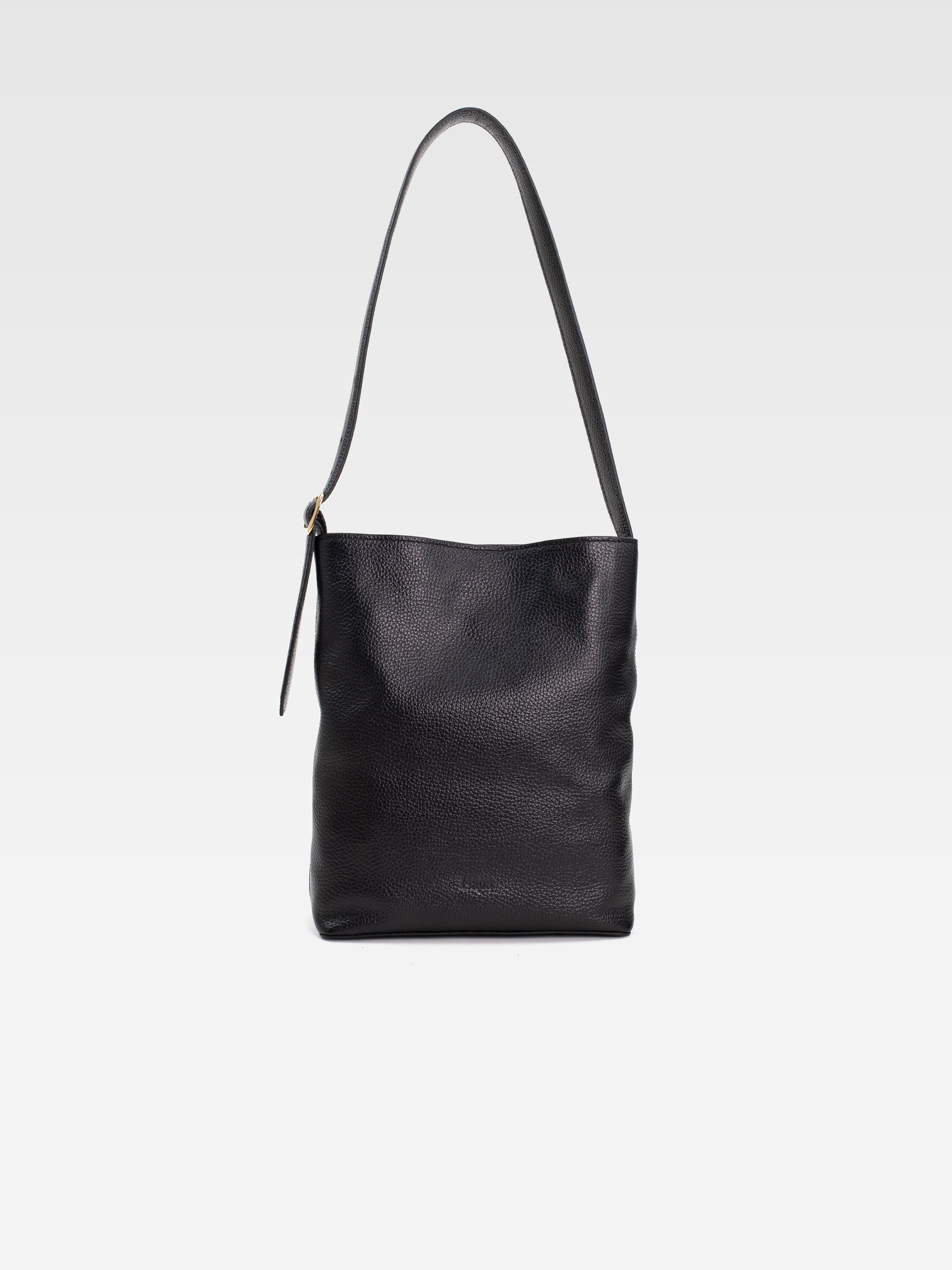 VINA BLACK