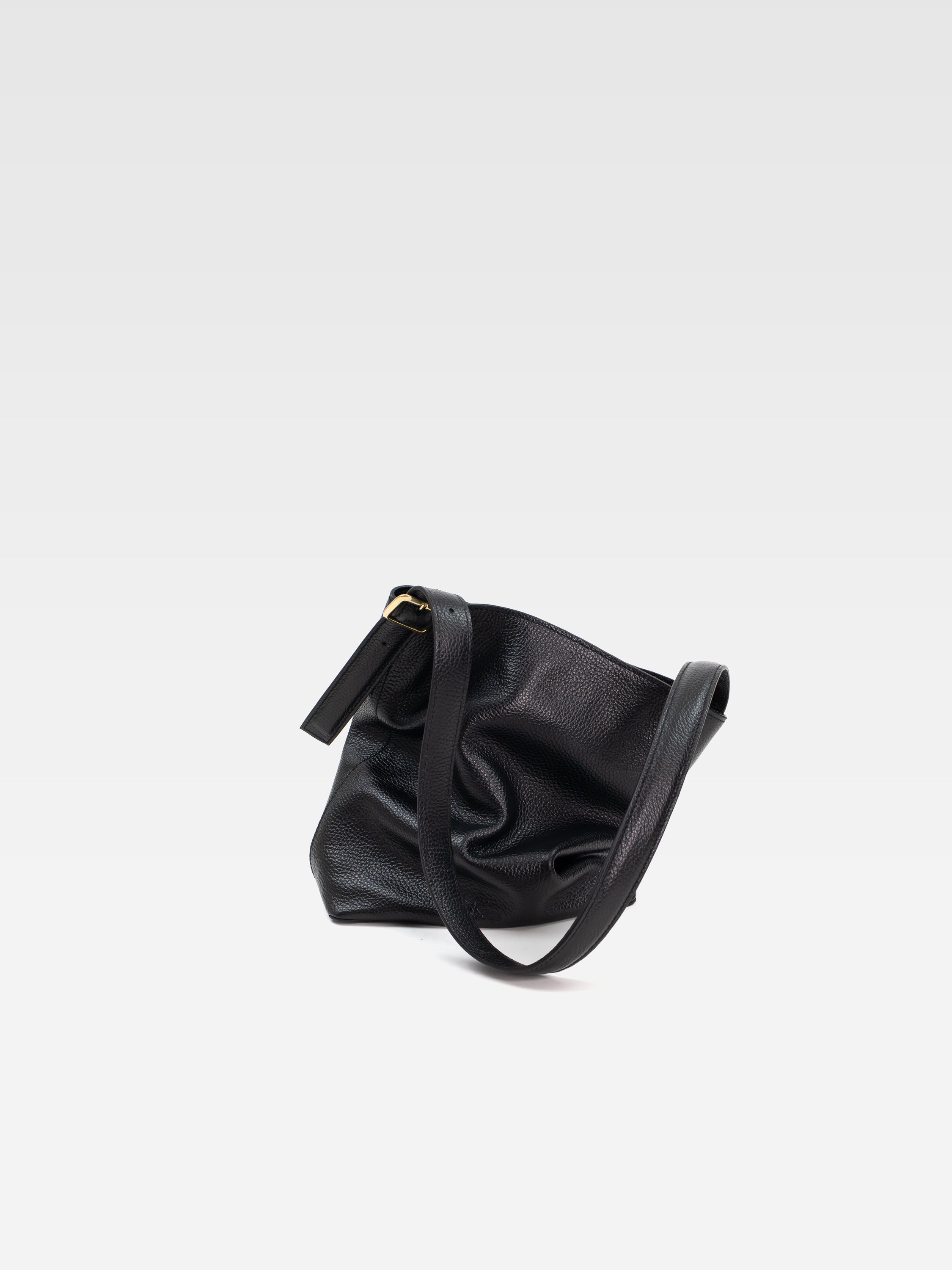 VINA BLACK