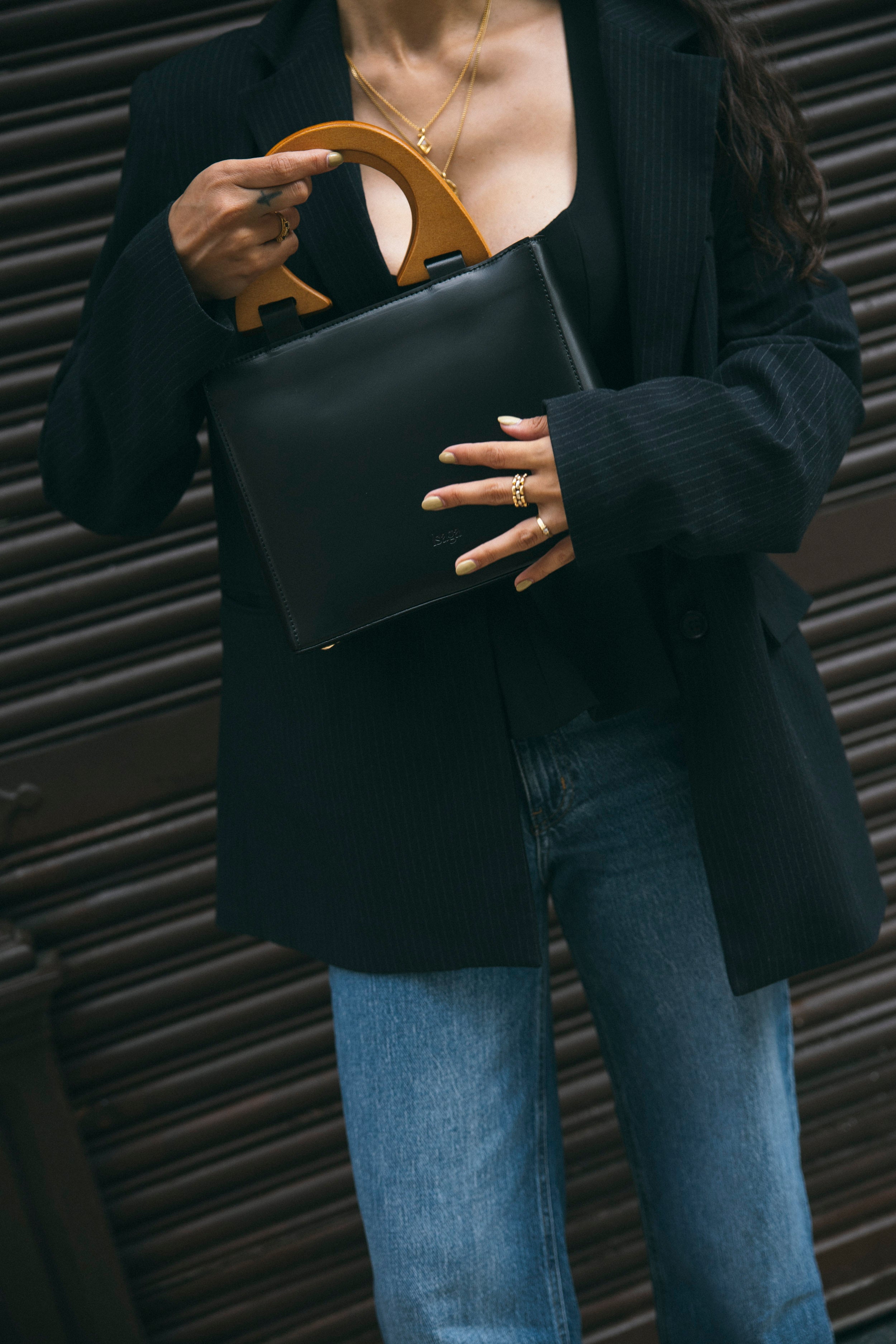 VILDE BLACK HANDBAG
